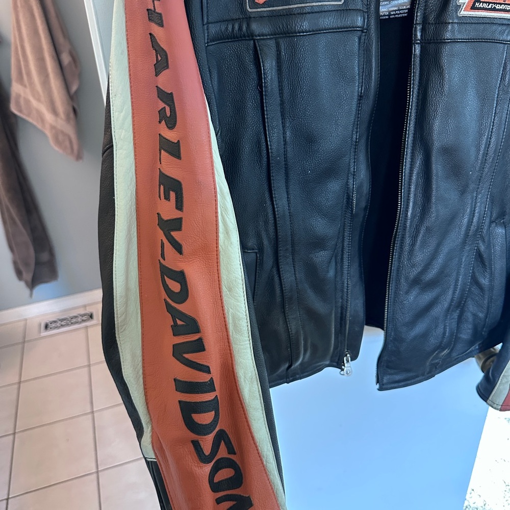 Harley-Davidson Large Winter Riding Jacket with zip in/out lining - Picture 5 of 8